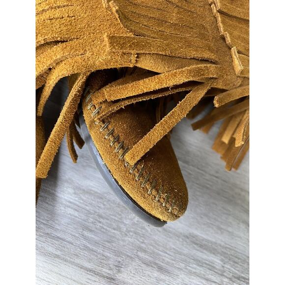 Minnetonka Brown Suede Moccasin Calf Boots 3 Layer Fringe 1632 Women’s Size 6 - Picture 7 of 7
